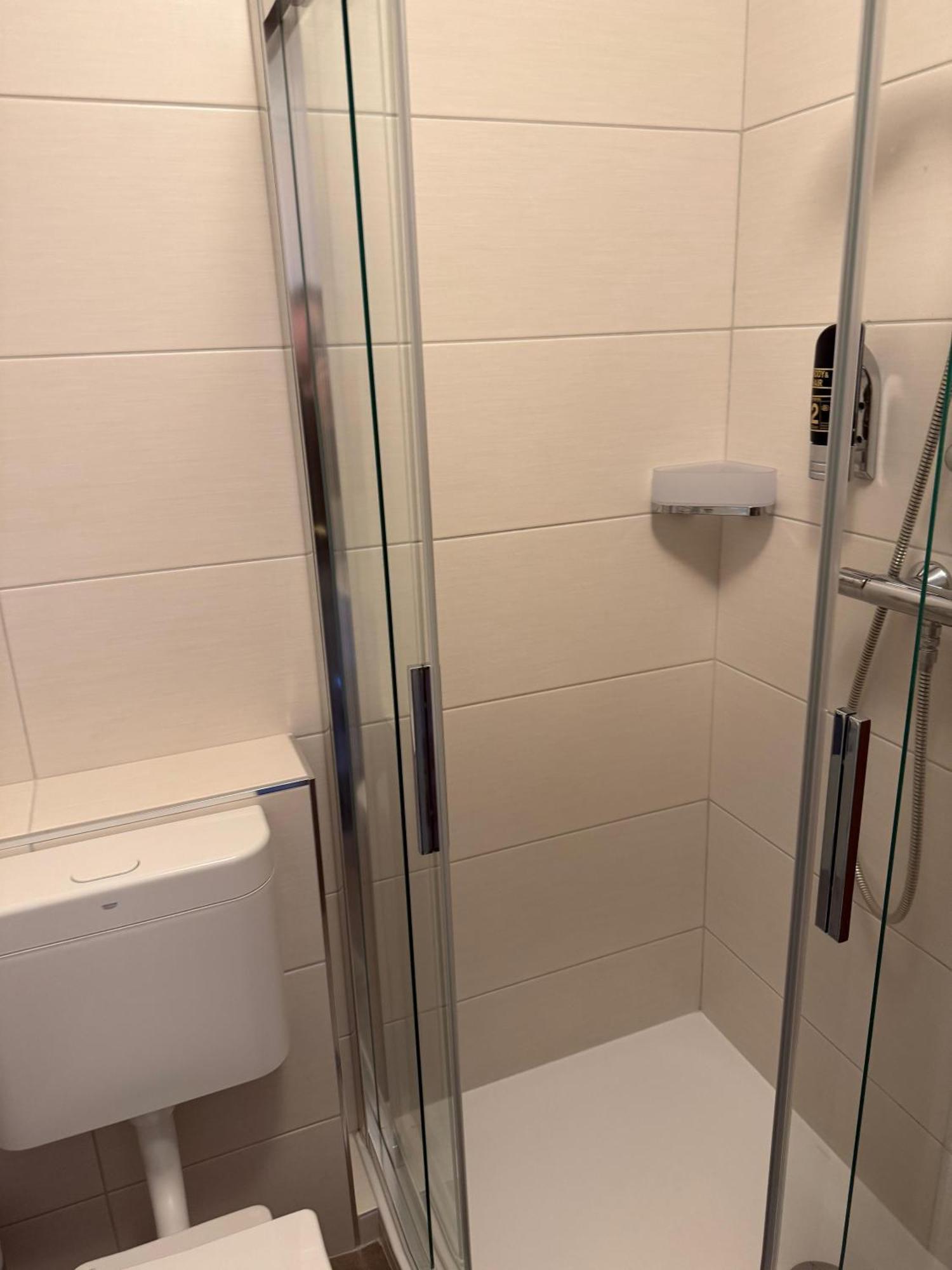 Hotel Up'N Diek دانغاست المظهر الخارجي الصورة