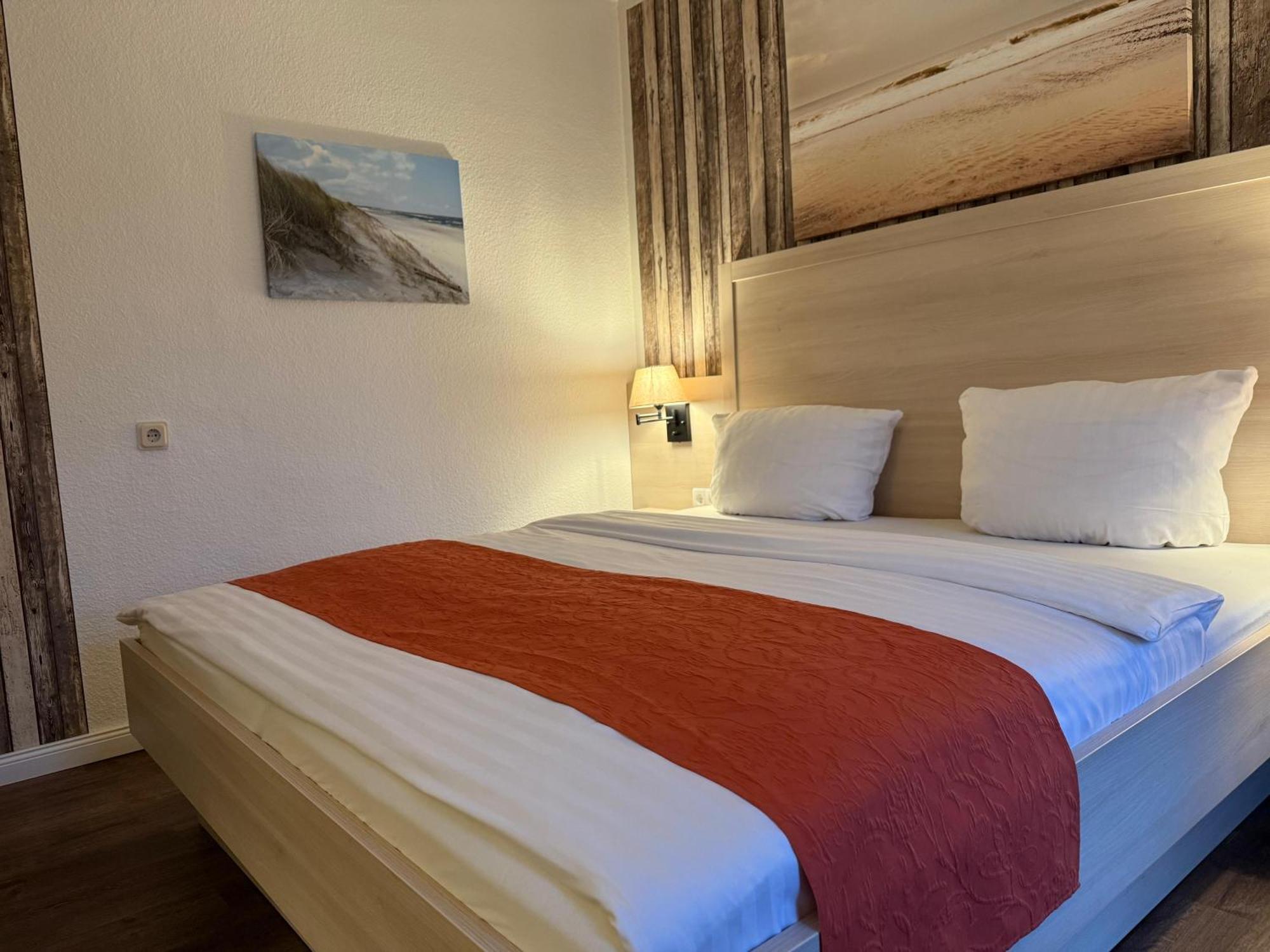 Hotel Up'N Diek دانغاست المظهر الخارجي الصورة